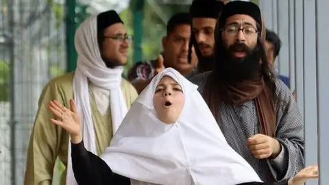 United States — Lev Tahor Sect, Wisconsin and New York Moves